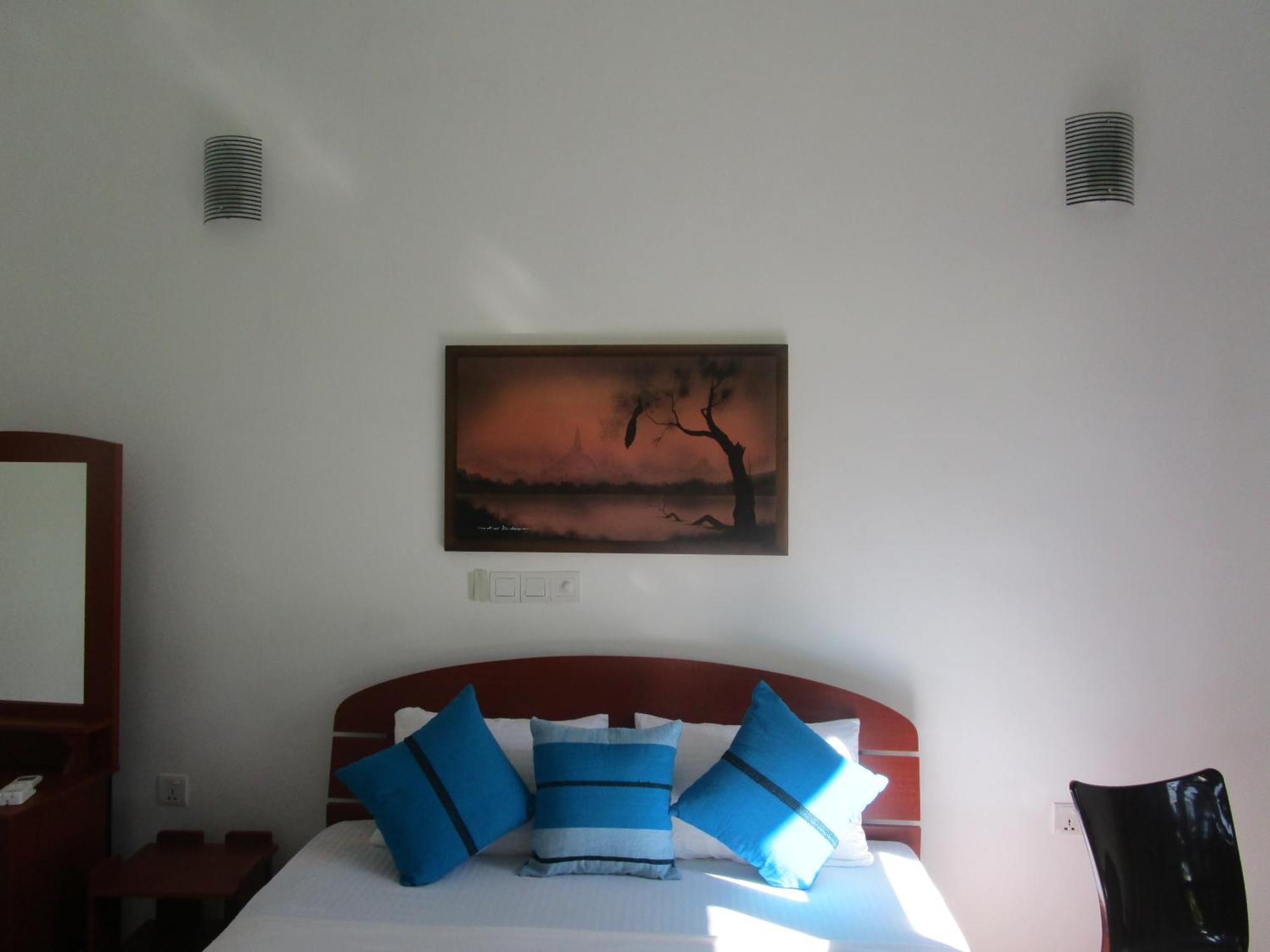 Serene View Tourist Rest Hotel Anuradhapura Eksteriør billede